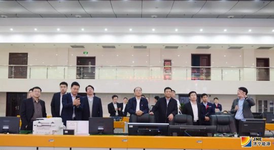 中国煤炭地质总局党委委员、副局长王海宁一行到安居煤矿调研座谈