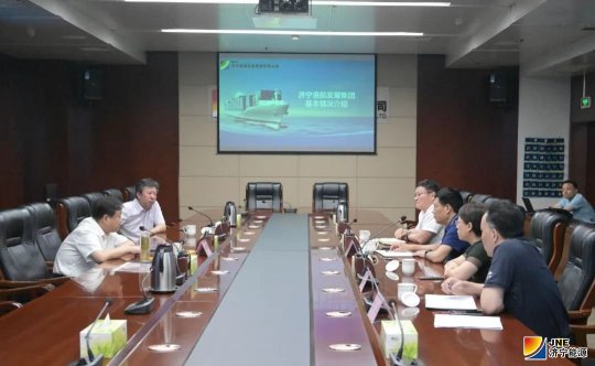 刘章箭一行到集团公司调研