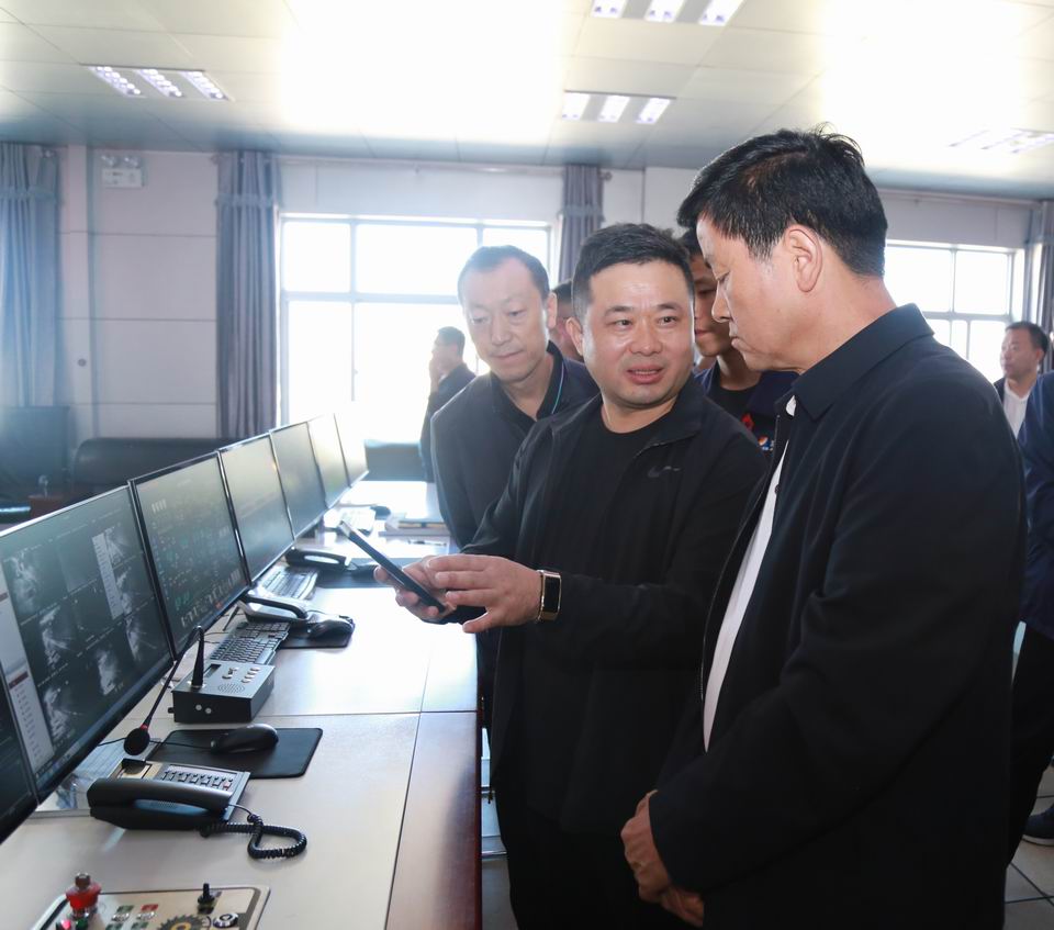 2020年9月18日，陕西华彬煤业股份有限公司到朱家峁煤矿对标交流学习（伍国辉摄）.JPG