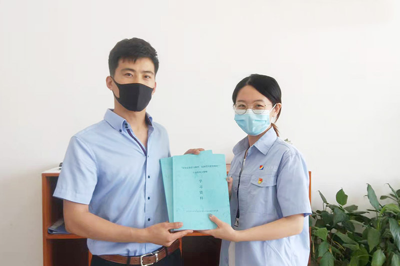 安居煤矿印发《干部作风大整顿学习资料》读本.jpg