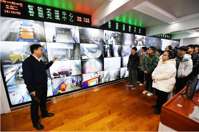 1675904465345690.png image.png