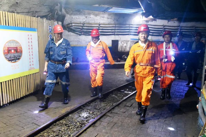 王崇景到安居煤矿督导检查工作