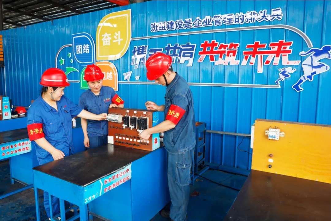 1711520452913865.jpg 005.jpg