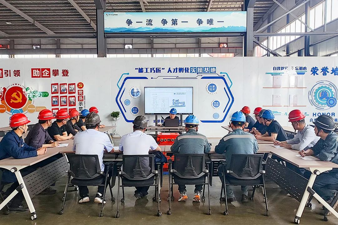 1746518599792344.jpg 002.jpg