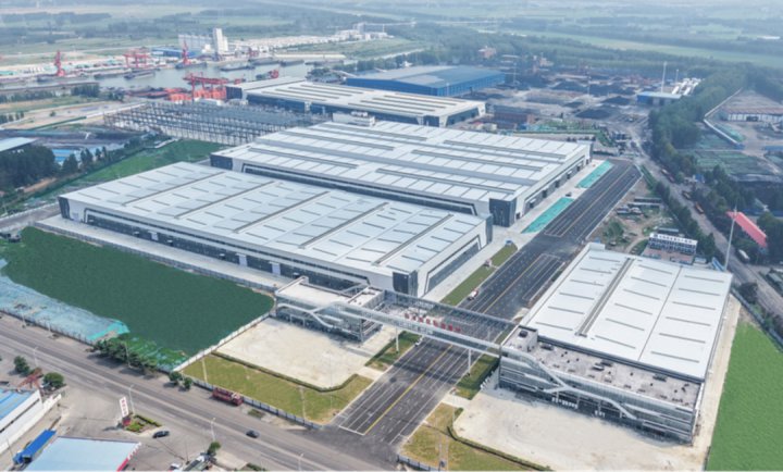 智慧新钢依托临港基地加工优势，钢材加工业务量持续攀升