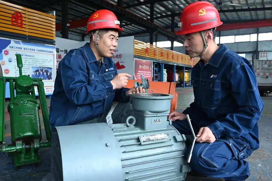 1764915761349159.jpg 04.jpg